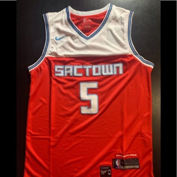 red sacramento kings jersey